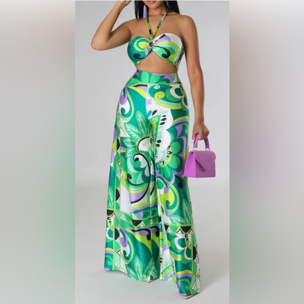 Accra nights 2 piece pants set. Make a statement in this gorgeous outfit.❤️🔥👌 - Picture 1 of 2